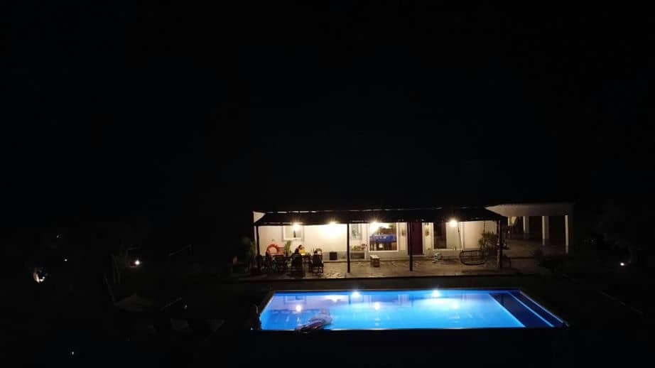 Monte das 7 Oliveiras Monte tipicamente Alentejano, com Piscina de vista infinita e lareira. Na região do Alto Alentejo (Evora)